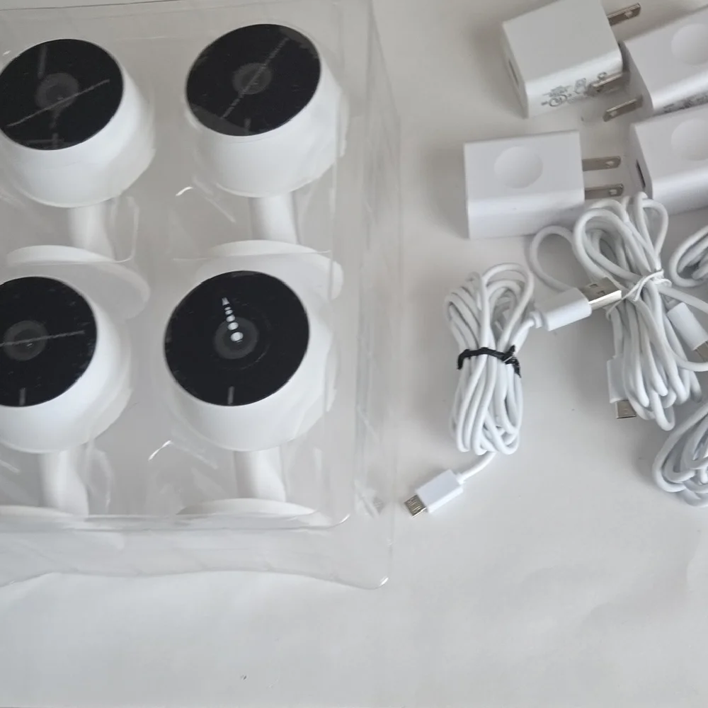 LAVIEW F1 White Security Camera 4-Pack